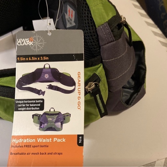 Lewis n Clark hydration waist pack - Picture 2 of 5